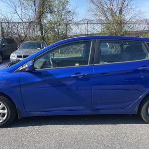 HYUNDAI ACCENT GS - 4