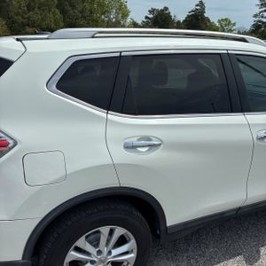 NISSAN ROGUE SV - 9