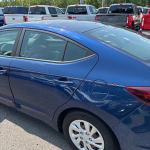 صورة 6 لـ 2019 Hyundai ELANTRA SE