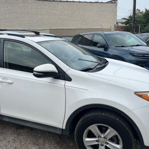 2013 Toyota RAV4 XLE — фото 13