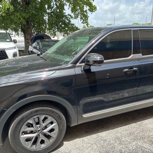 صورة 2 لـ 2025 KIA TELLURIDE LX