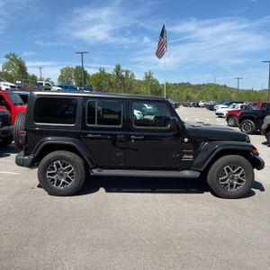 JEEP WRANGLER SAHARA - 10