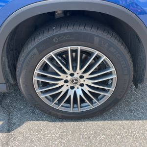 2026 Mercedes-BENZ GLC — миниатюра 20