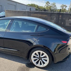 TESLA MODEL 3 BASE - 6