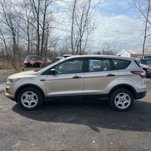 FORD ESCAPE S - 3