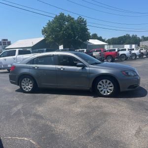 2012 Chrysler 200 LX 照片 10