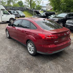 FORD FOCUS SE - 5