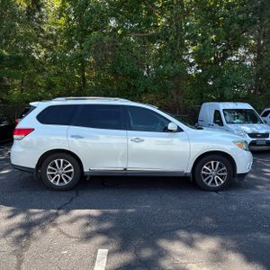2015 Nissan PATHFINDER SL 照片 10