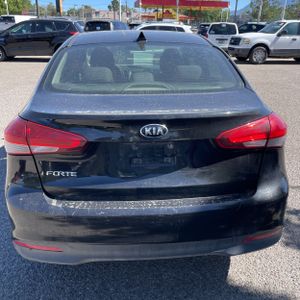 صورة 7 لـ 2018 KIA FORTE LX