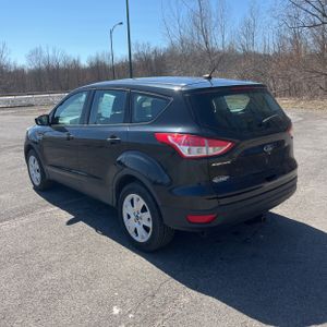 FORD ESCAPE S - 5