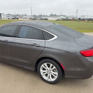 2015 Chrysler 200 LIMITED — фото 6