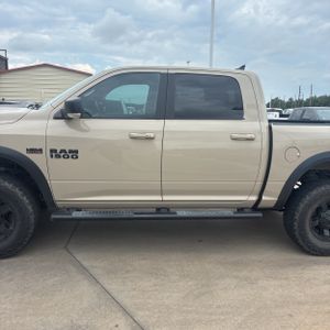 2017 RAM 1500 REBEL 照片 4