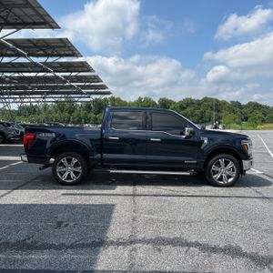 صورة 10 لـ 2024 FORD F-150 LARIAT