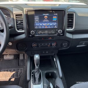 صورة مصغرة 37 لـ 2022 Nissan FRONTIER SV