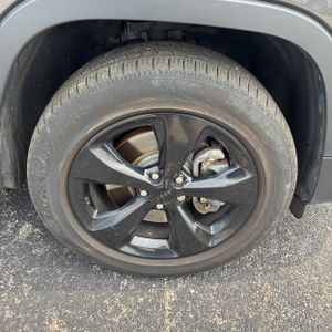صورة مصغرة 20 لـ 2019 JEEP CHEROKEE ALTITUDE
