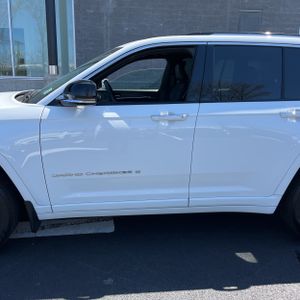 JEEP GRAND CHEROKEE OVERLAND - 4