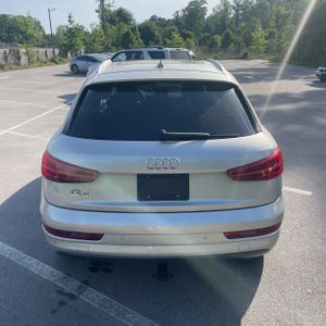 AUDI Q3 2.0T PREMIUM PLUS - 7