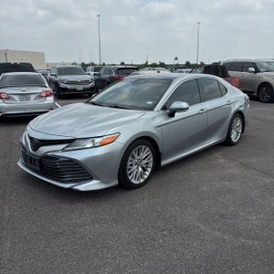 TOYOTA CAMRY - 1