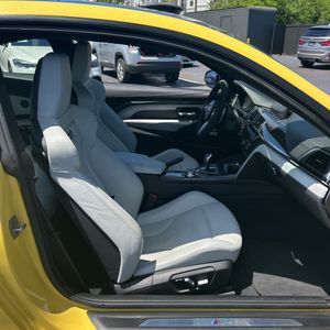 صورة مصغرة 32 لـ 2019 BMW M4 BASE