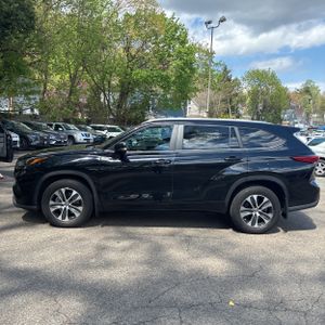 TOYOTA HIGHLANDER - 3