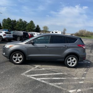 FORD ESCAPE SE - 3