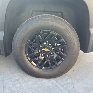 2026 Chevrolet SILVERADO EV LT — миниатюра 18
