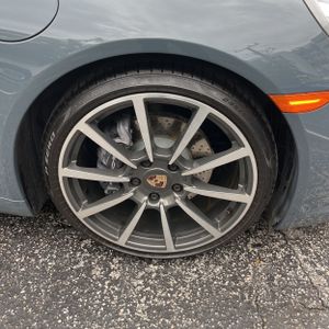 2017 Porsche 911 CARRERA — миниатюра 20