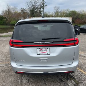 CHRYSLER PACIFICA TOURING L - 7