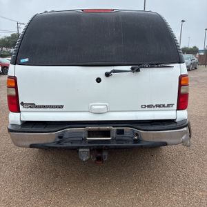 CHEVROLET SUBURBAN - 7