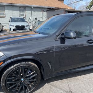 BMW X5 M50I - 2