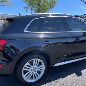 AUDI Q5 PREMIUM PLUS - 9