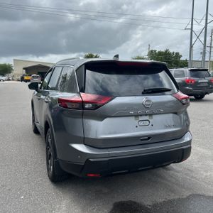 NISSAN ROGUE SV INTELLIGENT AWD - 5