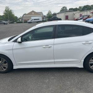 HYUNDAI ELANTRA SPORT - 3