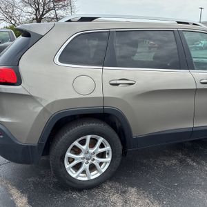 JEEP CHEROKEE LATITUDE - 9