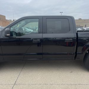 FORD F-150 XLT - 4