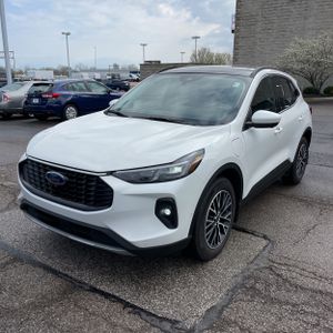 FORD ESCAPE PHEV - 1