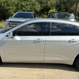 2017 Chevrolet IMPALA LT — фото 4