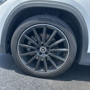 2021 Mercedes-BENZ GLA thumbnail 17