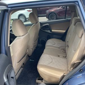 صورة مصغرة 33 لـ 2010 Toyota RAV4 BASE