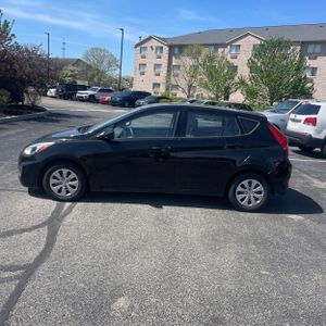 HYUNDAI ACCENT SE - 3