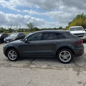 PORSCHE MACAN BASE - 3
