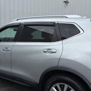 2017 Nissan ROGUE SV 照片 4