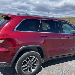JEEP GRAND CHEROKEE LAREDO E - 9