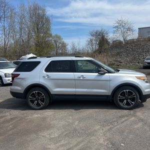 FORD EXPLORER SPORT - 10