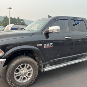 2014 RAM 2500 LARAMIE photo 2