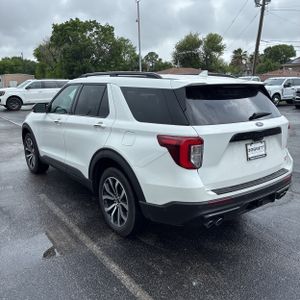 FORD EXPLORER ST - 5