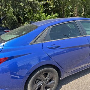 صورة 9 لـ 2021 Hyundai ELANTRA SEL