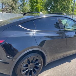 TESLA MODEL Y LONG RANGE - 9
