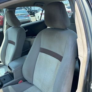 2012 Toyota CAMRY LE — миниатюра 32