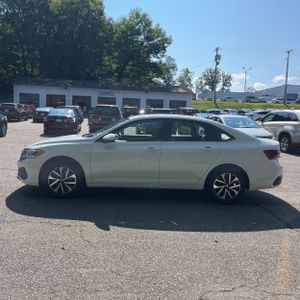 صورة 3 لـ 2022 Volkswagen JETTA S